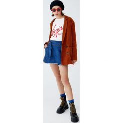 Jeansowe spódnicospodnie z wiązaniem. Szare szorty damskie Pull&Bear, bez wzorów, z jeansu. Za 69,90 zł.