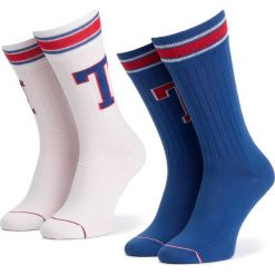 Zestaw 2 par wysokich skarpet unisex TOMMY HILFIGER - 472021001 Red 072. Niebieskie skarpetki damskie TOMMY HILFIGER, bez wzorów, z elastanu. Za 54,99 zł.