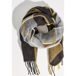 Szalik - Żółty. Żółte szaliki damskie marki Sinsay. Za 39,99 zł.