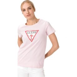 Guess Koszulka Beżowy. Brązowe koszulki damskie Guess, s, z nadrukiem, z bawełny, bez kołnierzyka. Za 157,95 zł.
