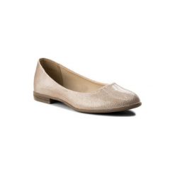CLARA BARSON WYL1019S-1. Różowe baleriny damskie Clara Barson, bez wzorów, ze skóry ekologicznej, bez obcasa. Za 69,99 zł.