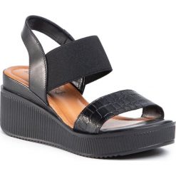 Sandały LASOCKI - 2242-06ME Black. Czarne klapki damskie Lasocki, bez wzorów, ze skóry, bez obcasa, na obcasie. Za 159,99 zł.