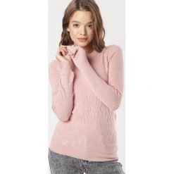 Różowy Sweter Cirisis. Różowe swetry damskie Born2be, s, bez wzorów, bez rękawów, bez kaptura. Za 89,99 zł.