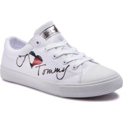 Trampki TOMMY HILFIGER - Low Cut Lace-Up Sneaker T3A4-30260-0616 D White 100. Białe trampki dziewczęce TOMMY HILFIGER, bez wzorów, z gumy, na sznurówki. Za 279,00 zł.