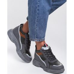 Szare Sneakersy Itzel. Szare sneakersy damskie Renee, z nubiku. Za 99,99 zł.