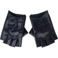 Rękawiczki Damskie KARL LAGERFELD - 96KW3608 Black. Czarne rękawiczki damskie KARL LAGERFELD, bez wzorów, ze skóry. Za 479,00 zł.