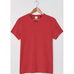 T-shirt z bawełny organicznej - Czerwony. Czerwone t-shirty męskie House, s, bez wzorów, z bawełny, bez kołnierzyka. Za 25,99 zł.