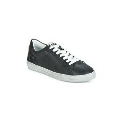 Buty LPB Shoes DAISY. Czarne trampki i tenisówki damskie marki LPB Shoes, bez wzorów, bez zapięcia. Za 179,00 zł.