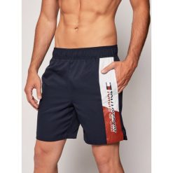 Szorty sportowe Tommy Sport Graphic S20S200204. Niebieskie spodnie męskie Tommy Sport, s, bez wzorów, z poliesteru, sportowe. W wyprzedaży za 139,00 zł.