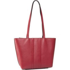 Torebka CREOLE - K10711 Czerwony. Czerwone torebki klasyczne damskie Creole, bez wzorów, ze skóry, klasyczne, bez dodatków. Za 299,00 zł.