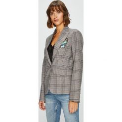 Trussardi Jeans - Żakiet. Pomarańczowe żakiety damskie Trussardi Jeans, bez wzorów, z elastanu. W wyprzedaży za 849,90 zł.