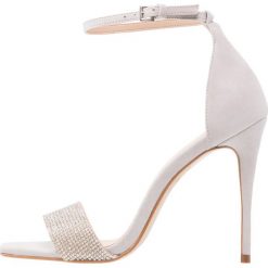 Carvela GIDEON Sandały na obcasie grey. Szare sandały damskie marki Carvela, z weluru, na obcasie. W wyprzedaży za 527,20 zł.