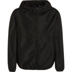 Billabong TRANSPORT WINDBREAKER Kurtka przejściowa black. Czarne kurtki sportowe męskie Billabong, z poliesteru, outdoorowe. W wyprzedaży za 167,20 zł.