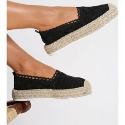 Czarne Espadryle Meriko. Czarne espadryle damskie Renee, bez wzorów, bez obcasa. W wyprzedaży za 84,99 zł.