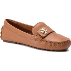 Mokasyny TORY BURCH - Kira Driver 56443 Tan 240. Pomarańczowe mokasyny damskie Tory Burch, ze skóry, na płaskiej podeszwie. Za 1179,00 zł.