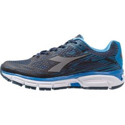 Diadora M.SHINDANO 6 Obuwie do biegania treningowe classic navy/azure blue. Niebieskie buty do biegania męskie Diadora, z gumy. Za 419,00 zł.