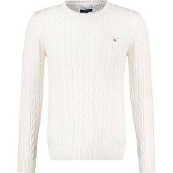 Swetry męskie: GANT CABLE CREW Sweter creme