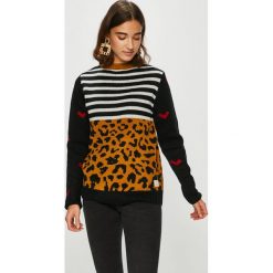 Femi Stories - Sweter Apo. Szare swetry klasyczne damskie marki Femi Stories, s, z wełny, z okrągłym kołnierzem. W wyprzedaży za 259,90 zł.