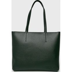 Calvin Klein Jeans - Torebka. Czarne torebki klasyczne damskie marki Calvin Klein Jeans, z jeansu, na ramię, duże. W wyprzedaży za 429,90 zł.