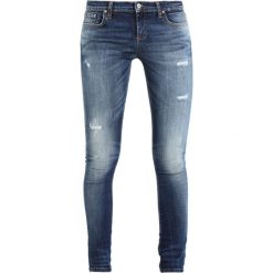 LTB MINA Jeansy Slim Fit senate wash. Szare rurki damskie marki LTB, z elastanu. Za 299,00 zł.