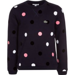 Lacoste Bluza marine. Niebieskie bluzy chłopięce Lacoste, z bawełny. W wyprzedaży za 230,30 zł.