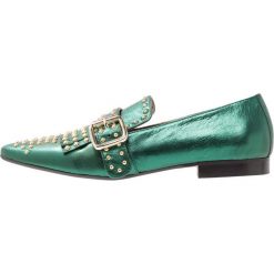 Toral Półbuty wsuwane gold/eclat green. Zielone creepersy damskie Toral, z materiału. Za 759,00 zł.