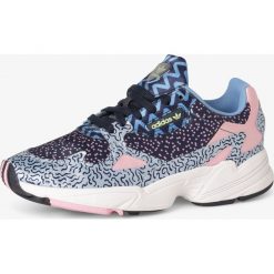 Adidas Originals - Tenisówki damskie – Falcon W, niebieski. Niebieskie trampki i tenisówki damskie adidas Originals, bez wzorów, bez zapięcia. Za 399,95 zł.