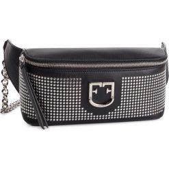 Saszetka nerka FURLA - Isola 1013934 B BVQ5 Q76 Onyx. Czarne nerki damskie Furla, bez wzorów, ze skóry, młodzieżowe, bez dodatków. W wyprzedaży za 799,00 zł.
