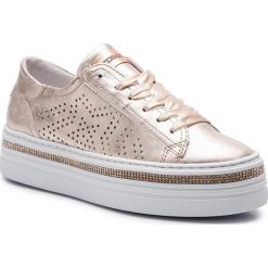 Sneakersy TOGOSHI - TG-13-02-000079 203. Żółte półbuty damskie Togoshi, na co dzień, bez wzorów, ze skóry, bez obcasa, na koturnie, bez zapięcia. W wyprzedaży za 359,00 zł.