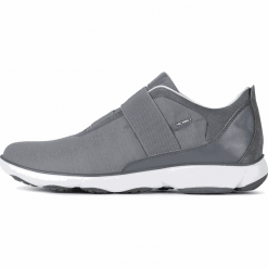 Geox tenisówki męskie Nebula U02D7C 01185 43 szare. Szare trampki męskie Geox, bez wzorów, bez zapięcia. Za 559,00 zł.