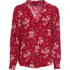 Bluzka oversize bonprix czerwony chili w kwiaty. Czerwone bluzki damskie marki bonprix, w kwiaty, z dekoltem w serek. Za 44,99 zł.