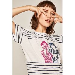 Medicine - T-shirt Manifesto. Białe bluzki damskie MEDICINE, s, z nadrukiem, z bawełny, z okrągłym kołnierzem. W wyprzedaży za 41,90 zł.