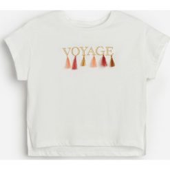 Bawełniany t-shirt z chwostami -. T-shirty damskie Reserved, bez wzorów, z bawełny, bez kołnierzyka. Za 35,99 zł.