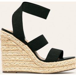 Steve Madden - Sandały Shimmy. Czarne koturny damskie Steve Madden, bez wzorów, z gumy, bez obcasa, na obcasie. Za 389,90 zł.