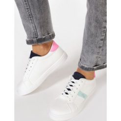 Biało-Niebieskie Buty Sportowe Nemenmisia. Białe buty sportowe damskie Born2be, bez wzorów, sportowe. W wyprzedaży za 69,99 zł.