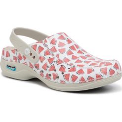 Klapki NURSING CARE - Berlin WG4APF21 Watermelon. Białe klapki damskie Nursing Care, bez wzorów, ze skóry ekologicznej, bez obcasa. Za 299,00 zł.