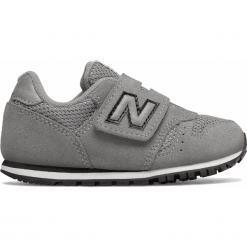 New Balance KV373UUY. Szare buty dziewczęce sportowe marki New Balance, na lato. W wyprzedaży za 129,99 zł.