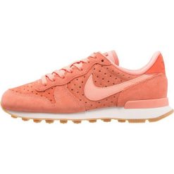Trampki damskie slip on: Nike Sportswear INTERNATIONALIST Tenisówki i Trampki crimson bliss/vintage coral