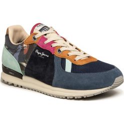 Sneakersy PEPE JEANS - Tinker Pro Summerland Prin PMS30618 Ocean 588. Niebieskie półbuty męskie Pepe Jeans, na co dzień, bez wzorów, z jeansu, bez zapięcia. W wyprzedaży za 279,00 zł.
