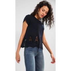 T-shirty damskie: Abercrombie & Fitch HEM TEE Tshirt z nadrukiem navy