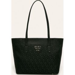 Dkny - Torebka. Czarne torebki klasyczne damskie DKNY, bez wzorów, ze skóry, casualowe, na ramię, średnie, bez dodatków. Za 1049,00 zł.
