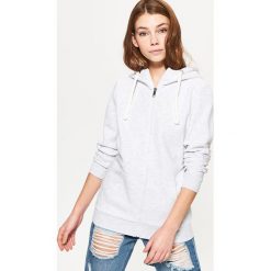 Zapinana bluza z kapturem - Jasny szary. Szare bluzy damskie z kapturem marki Cropp, s, bez wzorów, z kapturem, bez rękawów. Za 129,99 zł.