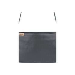Nodo bag "S" czarna kopertówka z paskiem na ramię. Czarne kopertówki damskie marki Hairoo, w paski, klasyczne, na ramię. Za 110,00 zł.