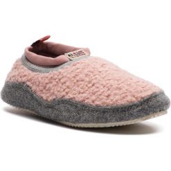 Kapcie NAPAPIJRI - Misan 17798994 Antique Rose N585. Różowe klapki damskie Napapijri, bez wzorów, z tworzywa sztucznego, bez obcasa. W wyprzedaży za 149,00 zł.