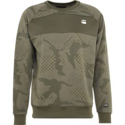 GStar RODIS CAMO RAGLAN R SWEAT L/S Bluza dark shamrock/shamrock. Zielone bluzy męskie marki G-Star, s, bez wzorów, z bawełny, bez kołnierzyka, bez rękawów, bez kaptura. Za 369,00 zł.