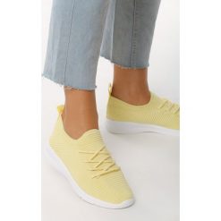 Żółte Buty Sportowe Youngly. Buty sportowe damskie Born2be. Za 39,99 zł.