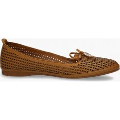 Baleriny brązowe Melody. Pomarańczowe baleriny damskie Badura, bez wzorów, bez obcasa. Za 263,99 zł.