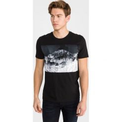BOSS Tessler 127 Koszulka Czarny. Czarne koszulki męskie Boss, xxl, z nadrukiem, z bawełny, bez kołnierzyka, z krótkim rękawem, krótkie. Za 359,95 zł.
