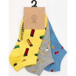 3 pack skarpetek z nadrukiem - Wielobarwn. Białe skarpetki męskie marki House, z nadrukiem. Za 29,99 zł.