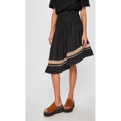 Scotch & Soda - Spódnica. Czarne spódniczki damskie Scotch & Soda, s, bez wzorów, z bawełny, z podwyższonym stanem, midi, rozkloszowane. W wyprzedaży za 449,90 zł.